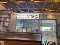 -诗爷牛尾汤(大坪英利店)
