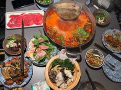 -楠小云·云南鲜菌·鲜牛自助火锅(九眼桥店)