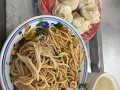 -高师傅特色米粉汤包(建设路店)