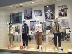 -优衣库(天津鲁能城购物中心店)