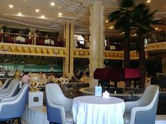 -碧中海汤泉汗蒸酒店