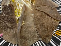 -茅草房·河畔园林火锅