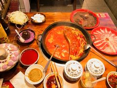 -憨铁匠火锅(红山6979店)