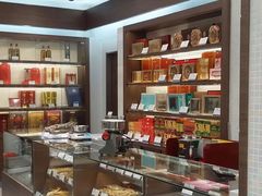 面包甜点陈列柜-上海市长春食品商店(淮海中路店)
