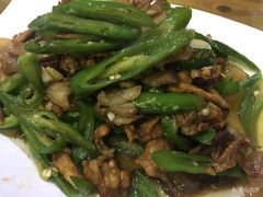 -湘聚南县土菜馆(龙山二路店)
