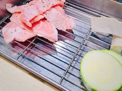 -蚂蚁洞·烤肉大营地(上海静安大悦城店)
