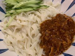 炸酱面-關東雪东北菜(中庚漫游城店)