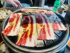 -草家酱蟹炭火烤肉店(珲春南路二店)