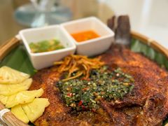 傣家香茅草烤罗非鱼-云腾食府·云南菜