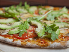 Miss Avocado-Gather pizza