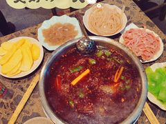 全红味锅底-肖肖酸萝卜鱼火锅(总店)