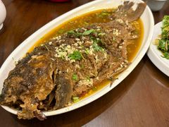 -德彪酒馆围炉串串