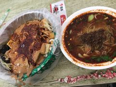 -成都名小吃(桃园西路店)
