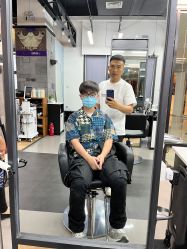 -FRIDAY星期五专业美发沙龙