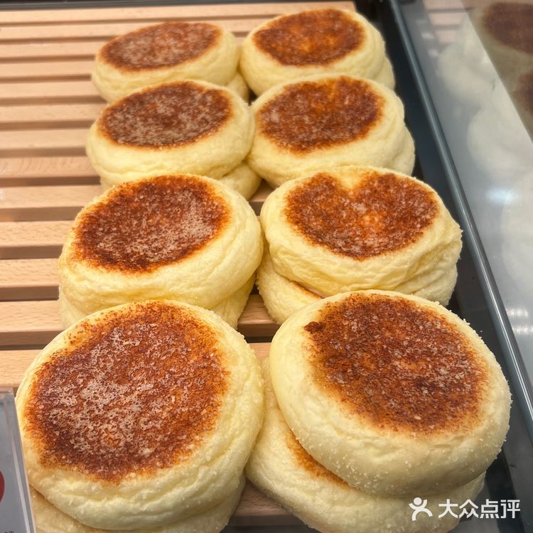 免费试吃再买的面包是真的香