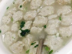 鱼丸汤-小船渔村•大连菜•大连焖鱼(明泽街店)