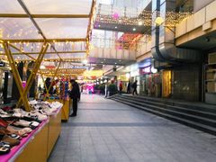 -港澳广场购物中心