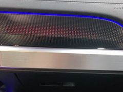 -上海星瀚奔驰4S店(红柳路店)