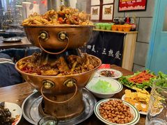 鸡肉锅-超越炭火牛蛙火锅鸡(河东店)