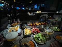 -麦凯伦烧烤·精酿超级工厂店(金桥总店)
