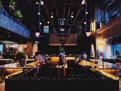 -The ROOF (通盈中心店)