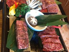 -炼火烤肉店