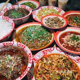 来勒家吃饭没得点道行可不行