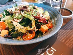 蔓越莓牛油果沙拉-OGGI TRATTORIA PIZZERIA(深业上城店)