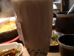 大红袍珍珠奶茶-湊湊火锅·茶憩(杭州湖滨银泰in77店)