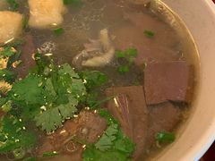 鸭血粉丝汤-佬钱湾仔(衣裳街店)
