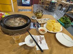 -濠轩阁特色生蚝火锅(水湾路店)