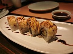 炙烤三文鱼芝士寿司-山葵家·创意料理(临平银泰城店)