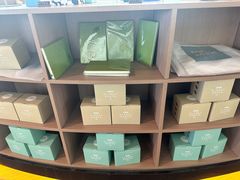 -抱抱地球咖啡馆(国家海洋博物馆店)