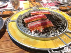 -青瓦炭韩潮烤肉(花园道店)
