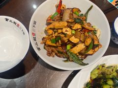 -富正毅三下锅(体育馆店)