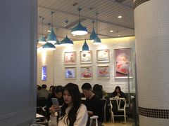 大堂-满记甜品(荟聚购物中心店)