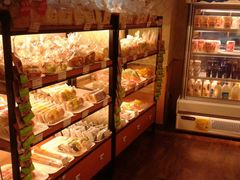 面包甜点陈列柜-一鸣真鲜奶吧(益乐路店)