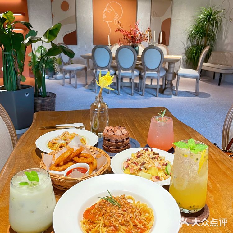 长沙河西梅溪湖浪漫下午茶餐厅🍴