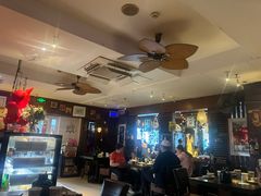 -大头虾越式风味餐厅(光明广场店)