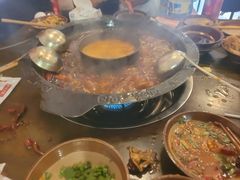 -黄潇洒老火锅(九眼桥宏济巷店)