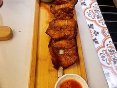莎士雷可猪脆肉大串-俄士厨房(环球港店)