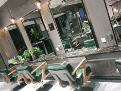 -尚逸国际护肤造型