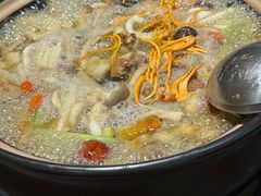 -菌之家·专业纯野生菌火锅·特色炒菌