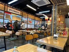 -丽丽三鲜螺蛳粉(田林路店)
