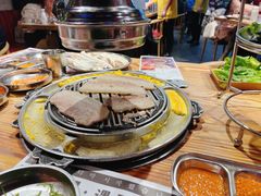 -青瓦炭韩潮烤肉(花园道店)