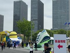 -东方体育中心(地铁站)