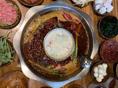 -周幺妹重庆老火锅(银泰城总店)