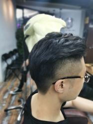 -镁连社·美联社
