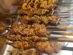 -喝丢一只鞋海鲜烧烤·海肠捞饭(市场店)