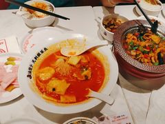 -渝是乎酸菜鱼(龙旗购物中心店)